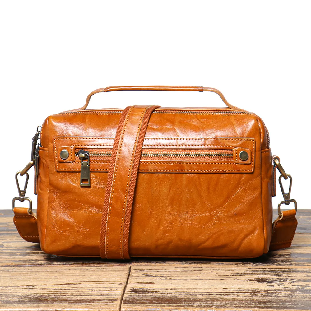 

Vintage Leather Men's Vegetated Tanned Leather Shoulder Bun Layer Cowhide Crossbody Bag Multi-functional Men's Handbag