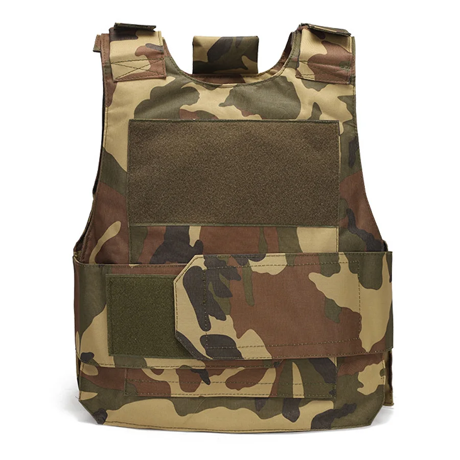 Outdoor Training Vest for Wilderness Exploration and Hunting