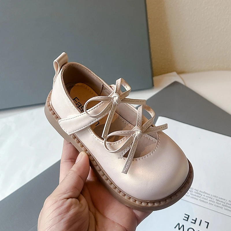 New Girls Princess Leather Shoes Sweet Bowknot Children's Flats Fashion Hollow-out Versatile Kids Causal Shoes Beige Pink