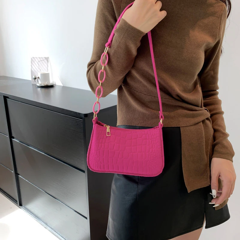 Popular Retro Gentle Temperament Small Square Bag 2023 Fall Shoulder Handheld Fashion Casual Yankee Underarm Small Square Bag
