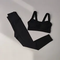 Women's Seamless Yoga Set - Workout Sportswear with Push Up Bra & High Waist Leggings - M (Black)