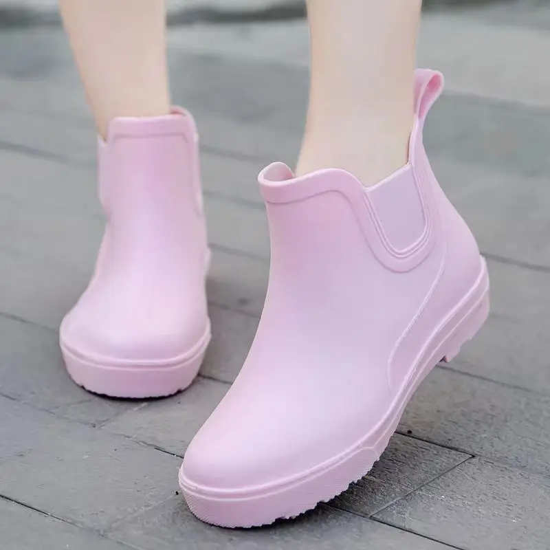 Women's Autumn Winter Rain Shoes Thick Bottom Non Slip Were Resistant High Top Cover Foot Plush Insulated Rain Shoe Working Shoe