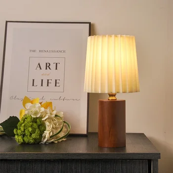Retro Wooden Pleated LED Desk Lamp 1