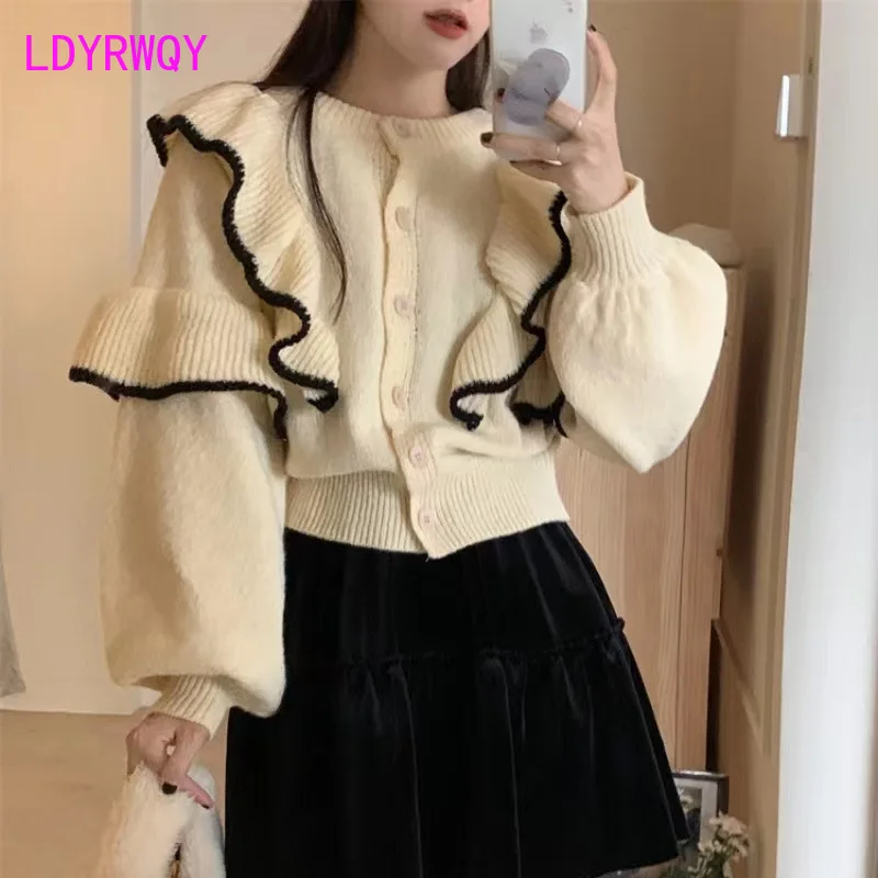 

2023 New Contrast Ruffle Sweater Women's Loose Top Temperament Commuter Knit