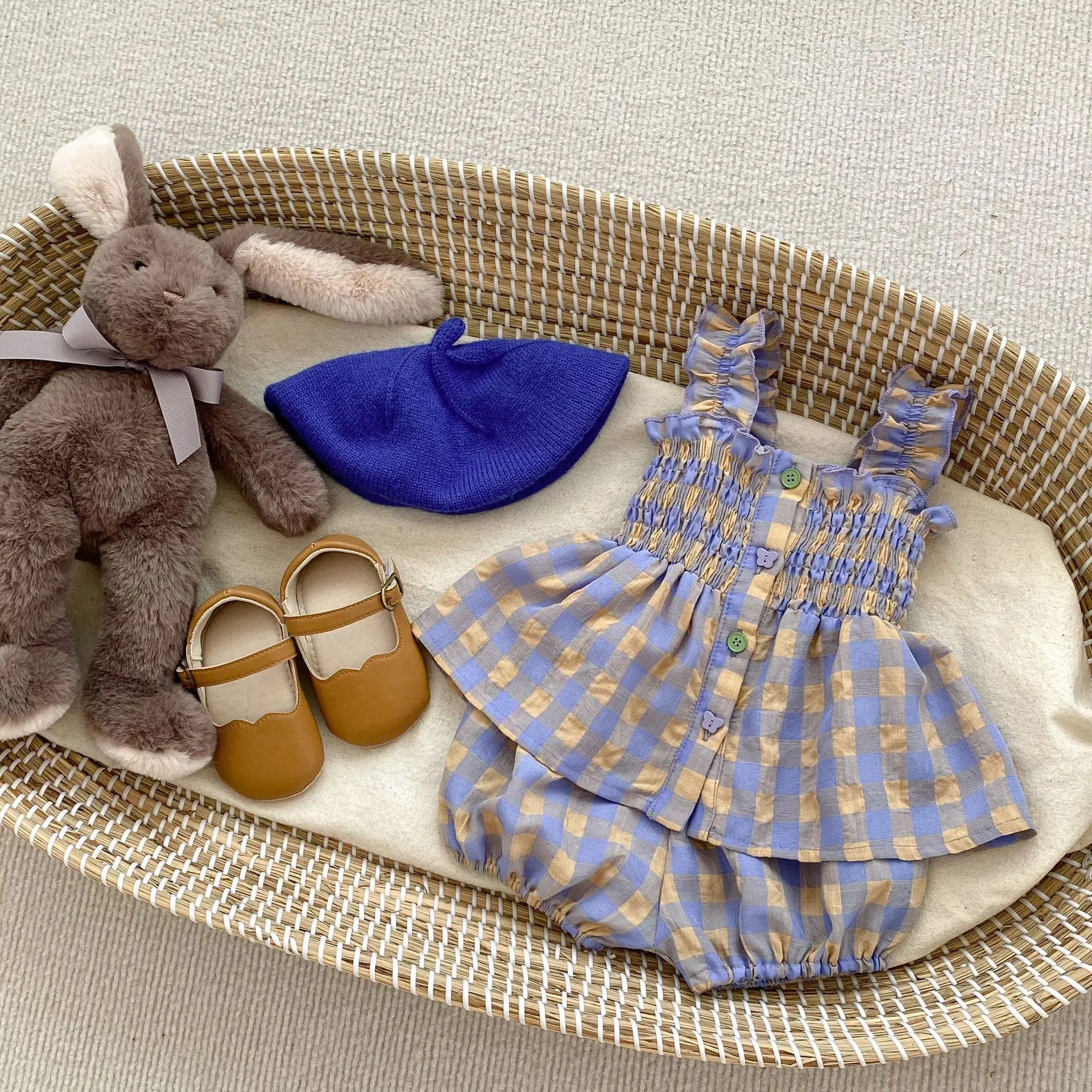 

Korean Summer 0-3 Year Infant Girls 2PCS Fashion Lattice Sleeveless Sling Newborn Girls Shirt Loose Baby Girls Flower Bud Shorts