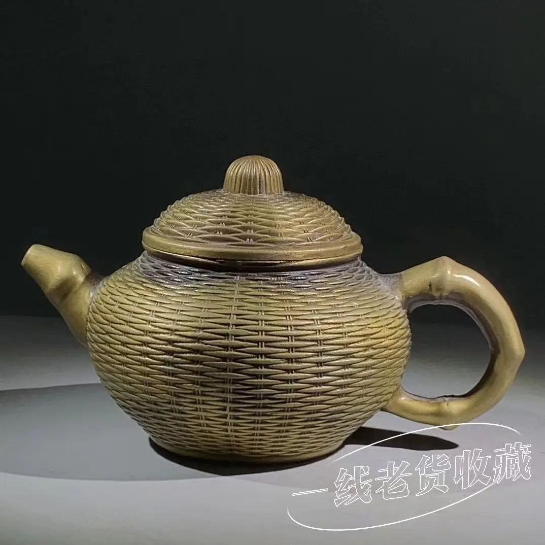 

Dynasty Bronze Tea Pot Fish Basket, Bamboo Basket, Brass Water Wealth Attracting Bronze Ware Processing Products
