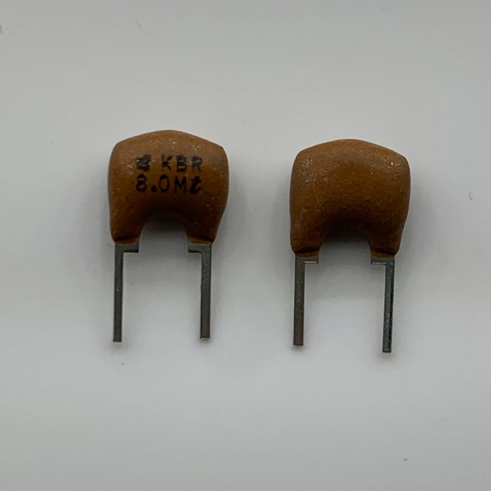100PCS/ ceramic crystal oscillator KBR-8.0M 8.000MHZ 8M original straight plug two-pin resonator spot