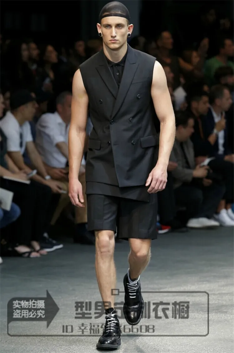 

2024 Korean Style Sleeveless Vest for Men British Fashion Long Suit Waistcoat Slim Fit Short Vest Four Seasons Show Vest