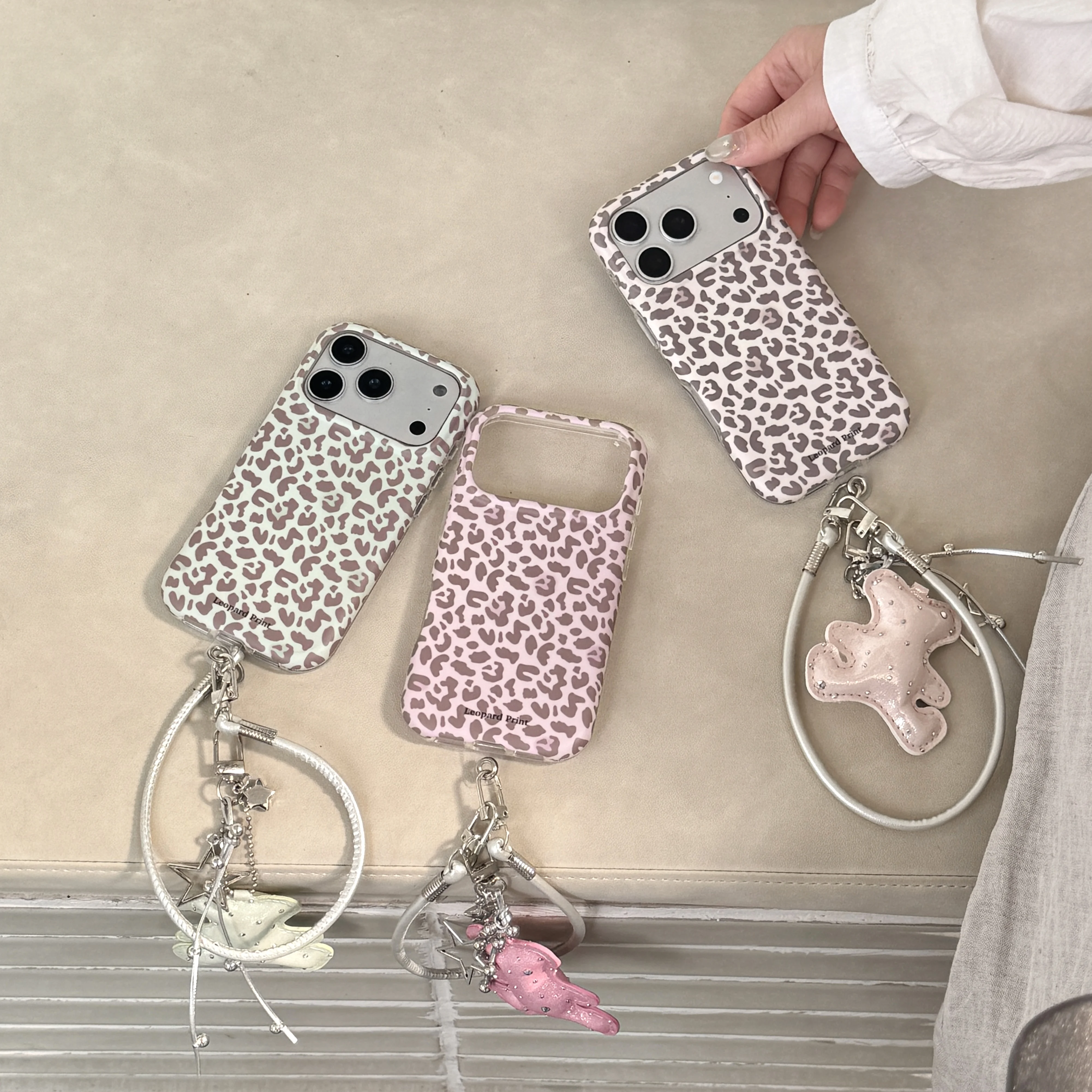 Retro Mint Green & Pink Leopard Print Matte Phone Case with Bear Star Lanyard