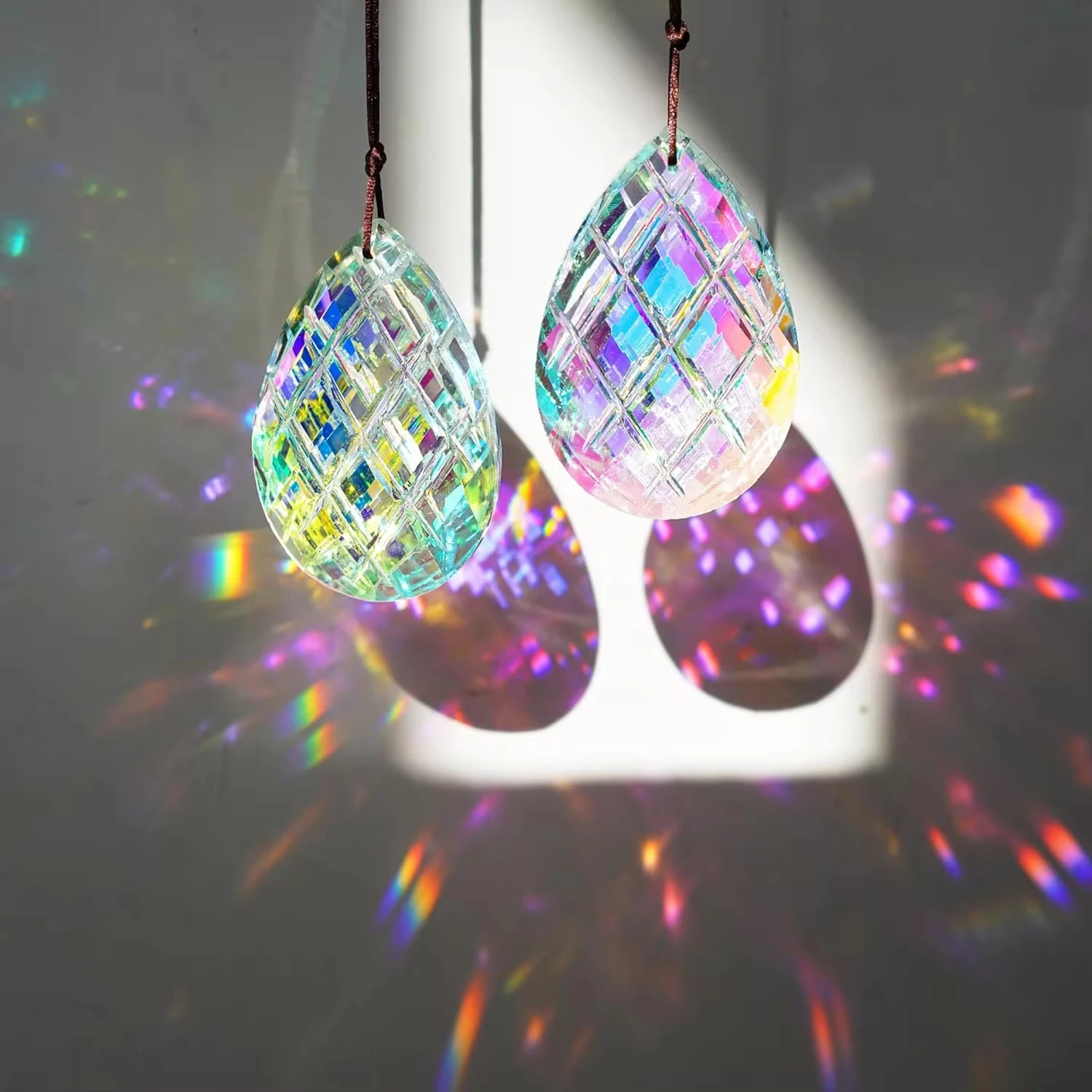 Waterdrop Grid Crystal Suncatcher Glass Prism Window Hanging Decor Rainbow Maker Chandelier Lamp Pendant for Window Ornament