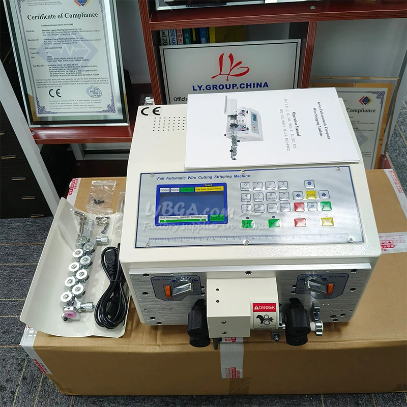 Computer Automatische Drahtschäl-Abisolierschneidemaschine SWT-608-EN EU-Lager 4 Räder Antrieb für 0,1 bis 8 mm2 AWG28-AWG8 220 V