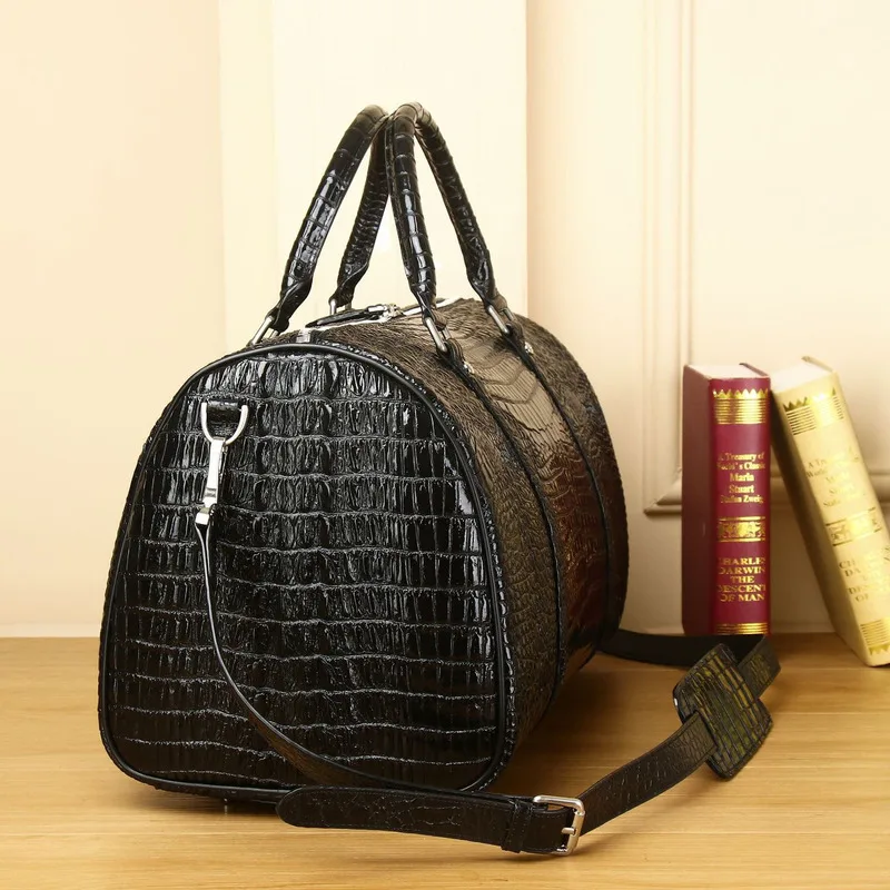 New Crocodile Belly Pattern Luggage Large Capacity Travel Single Shoulder Diagonal Straddle Men's Bag Trendy