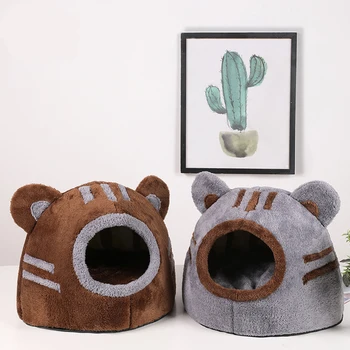 Bear-Shaped Winter Cat Bed 1