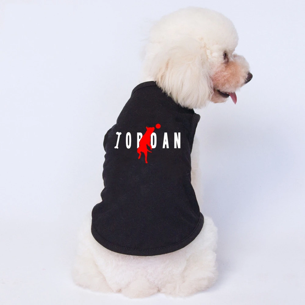 Fashion Dog Vest Cool Clothes Summer Thin Outfit T-Shirt Clothes For Pet Dog Golden Letter Printed Accessorios Dog Designer