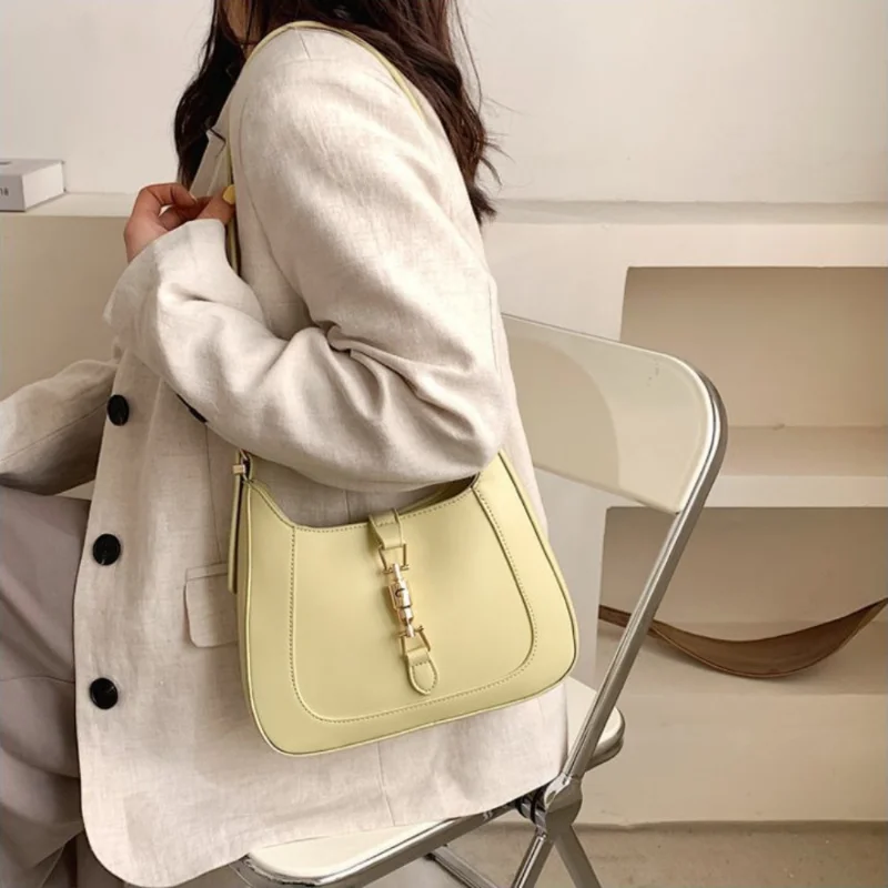 

Women's Retro Luxury Solid Color Small Shoulder Bags Travel Free Shipping сумка женская Fashion Hot Underarm Handbags for Femele