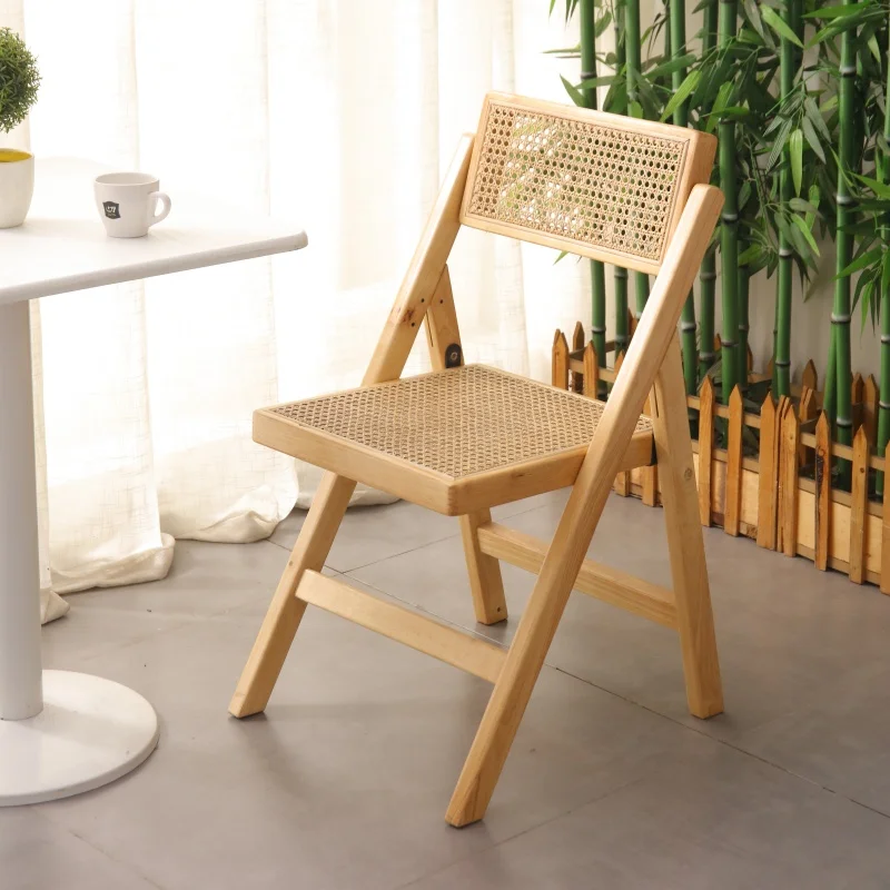 Factory Hot Selling High Quality Durable Folding Restaurant Rattan Dining Chairs Foldable Solid Wood Restaurant Cafe Chairs