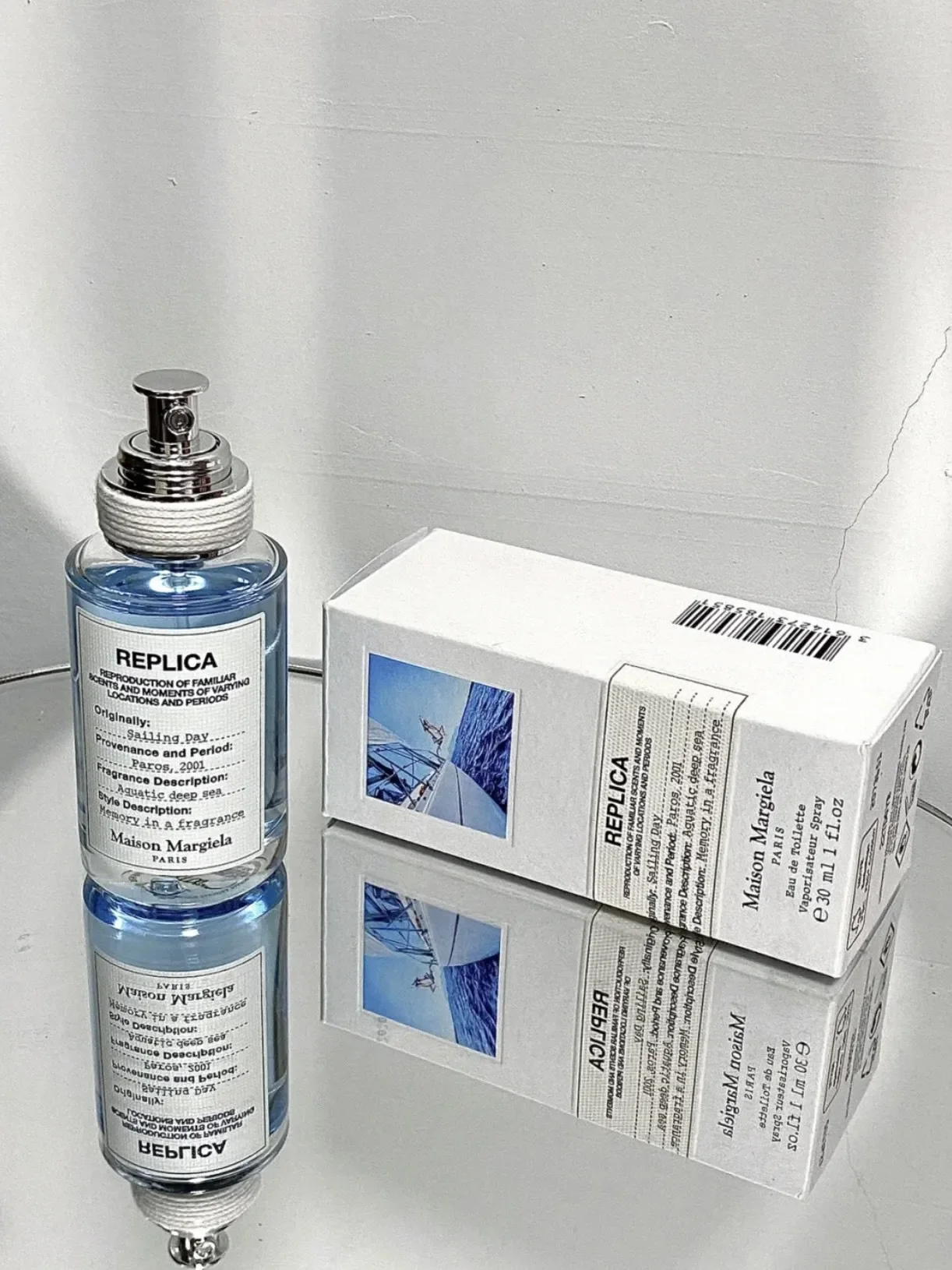 100ML Unisex Perfume Bottle with Long-Lasting Woody Scent, Elegant Glass, Acrylic or Me... - SKU PGBB1501 - UGI Packaging