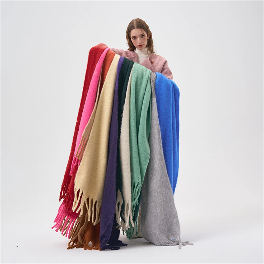 

Simple Colour Blocking Warp Knitting Scarves Women's Winter Thickened Soft Hundred Long Shawls Female Windproof Woolen Blankets