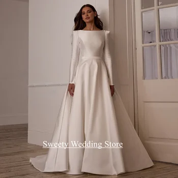 Abito da sposa arabo moderno per donna Abito da sposa da sposa con scollo a barca personalizzato a maniche lunghe con strascico aperto sul retro