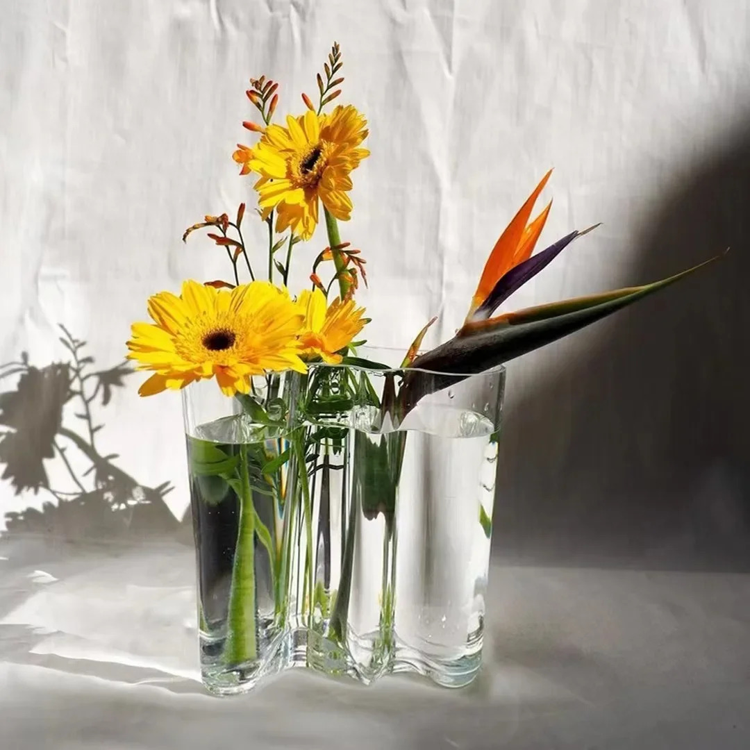 Handmade Blown Glass Vases In Lakes, Simple and Creative Dining Table, Living Room, Decorative Flower Ware 2