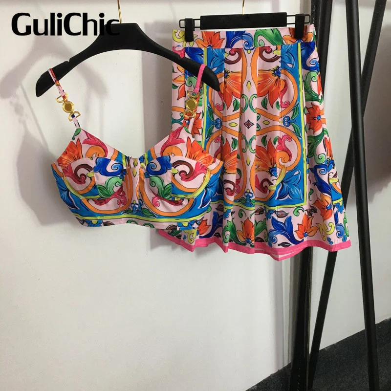 

7.24 GuliChic High Quality Vintage Print Metal Button Spaghetti Strap Short Tank Top And High Waist Pleated Skirt Set Women