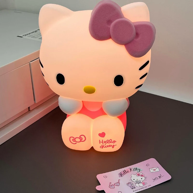 키티 야간등으로 밝은 밤과 달콤한 꿈을 선물하세요!