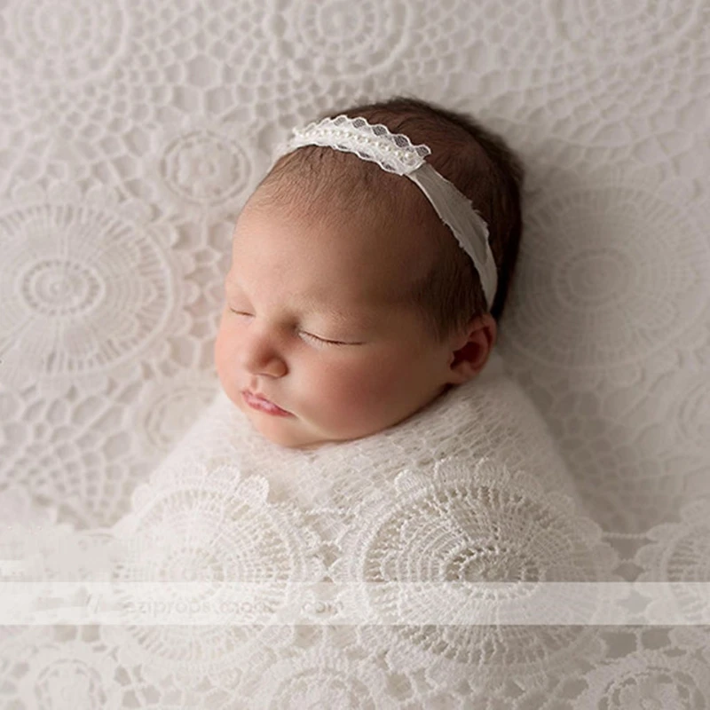 

Baby Hollow Lace Blanket+Pillow Set Infants Swaddling Wrap+Head Cushion Newborn Photography Props