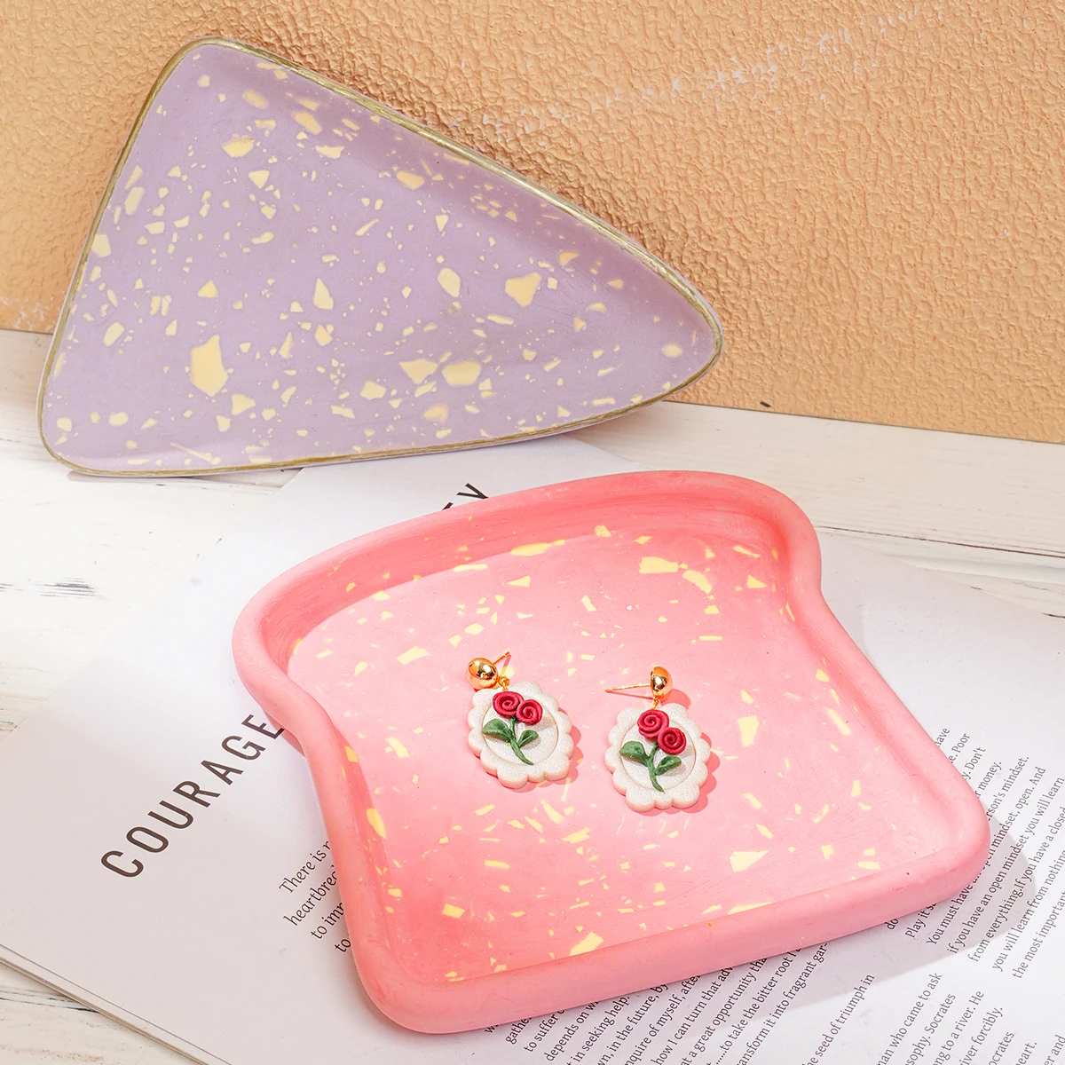 Silicone Mold Cheese Tray Plum Blossom Shape DIY Sandwich Kitchen Storage Plate Gypsum Drop Gum Resin Mould Home Decor Crafts