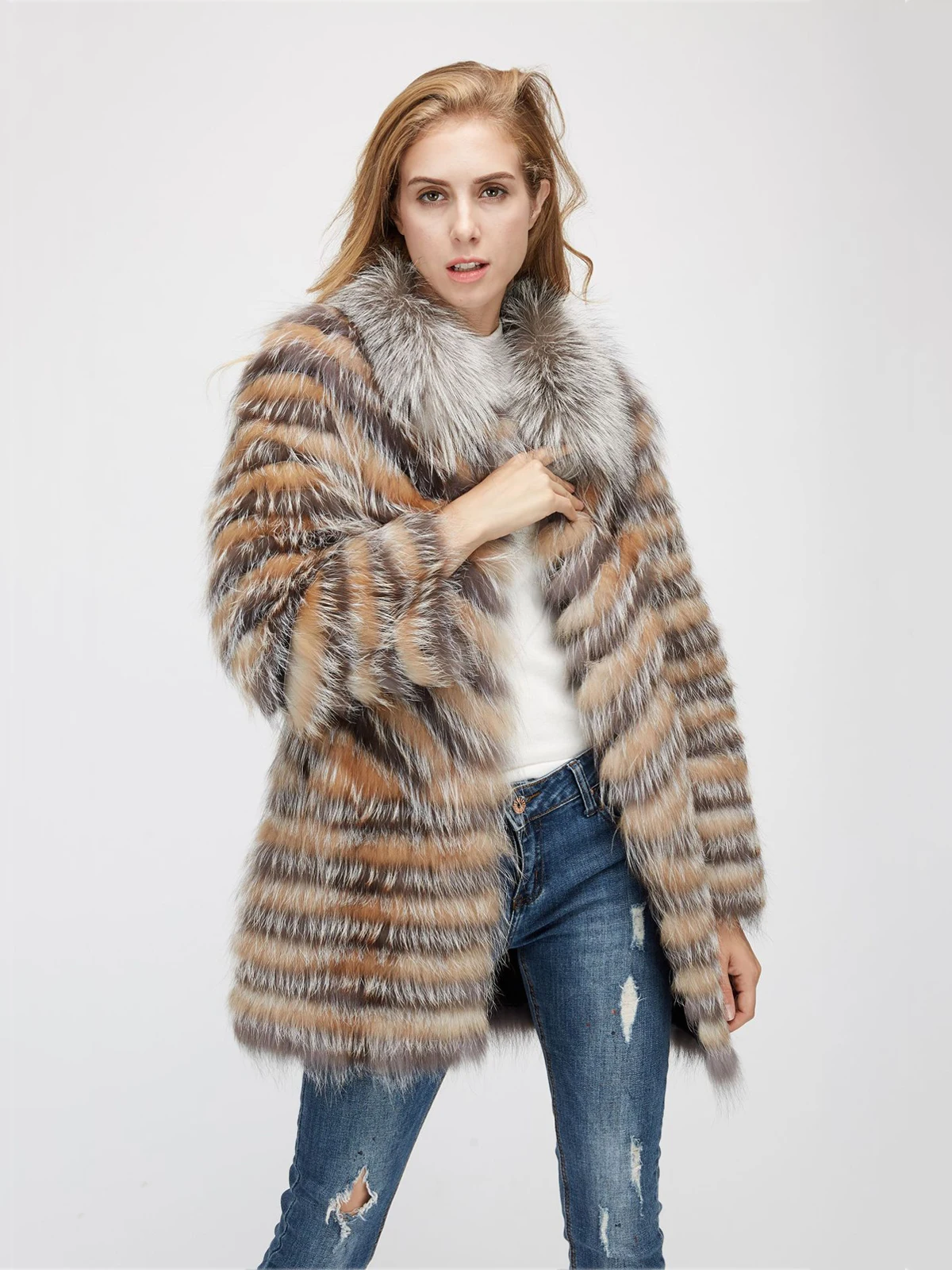 2022 Autumn And winter European And American Style New Real Fur Coat Women&s Striped Fox FUR Coat