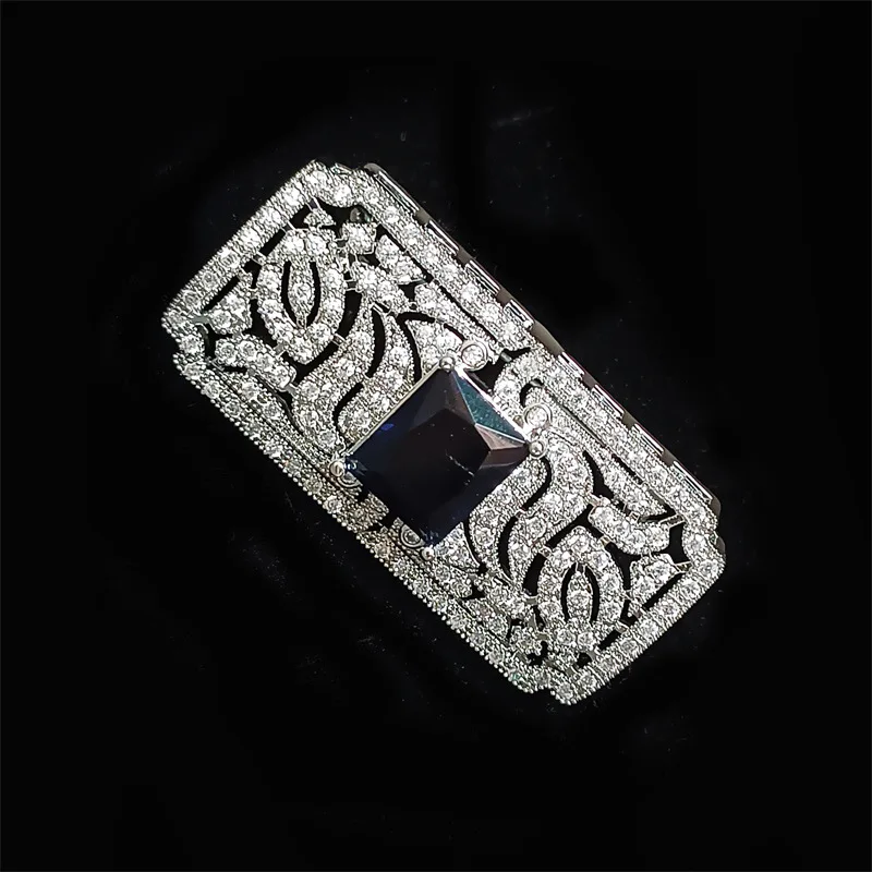 Retro Fashion Mini Rectangle Green Zircon Brooch Female Personality Temperament Geometric Bust Coat Versatile Accessories