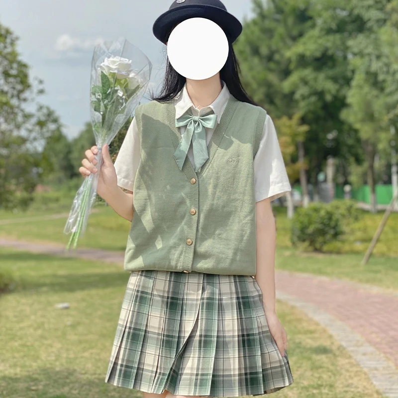 

Japanese Jk Sleeveless Sweater Seifuku Girl Uniform Knitted Cardigan All-match Vest Students Sweater V-neck High School Cosplay