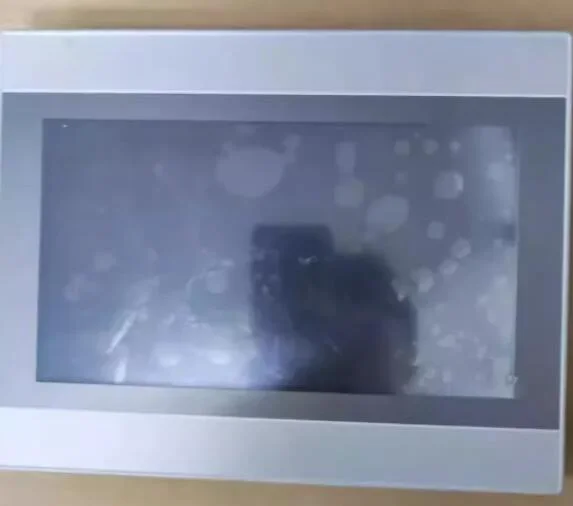 

TPC1061Hn touch screen, Working Well With 3 Months Warranty