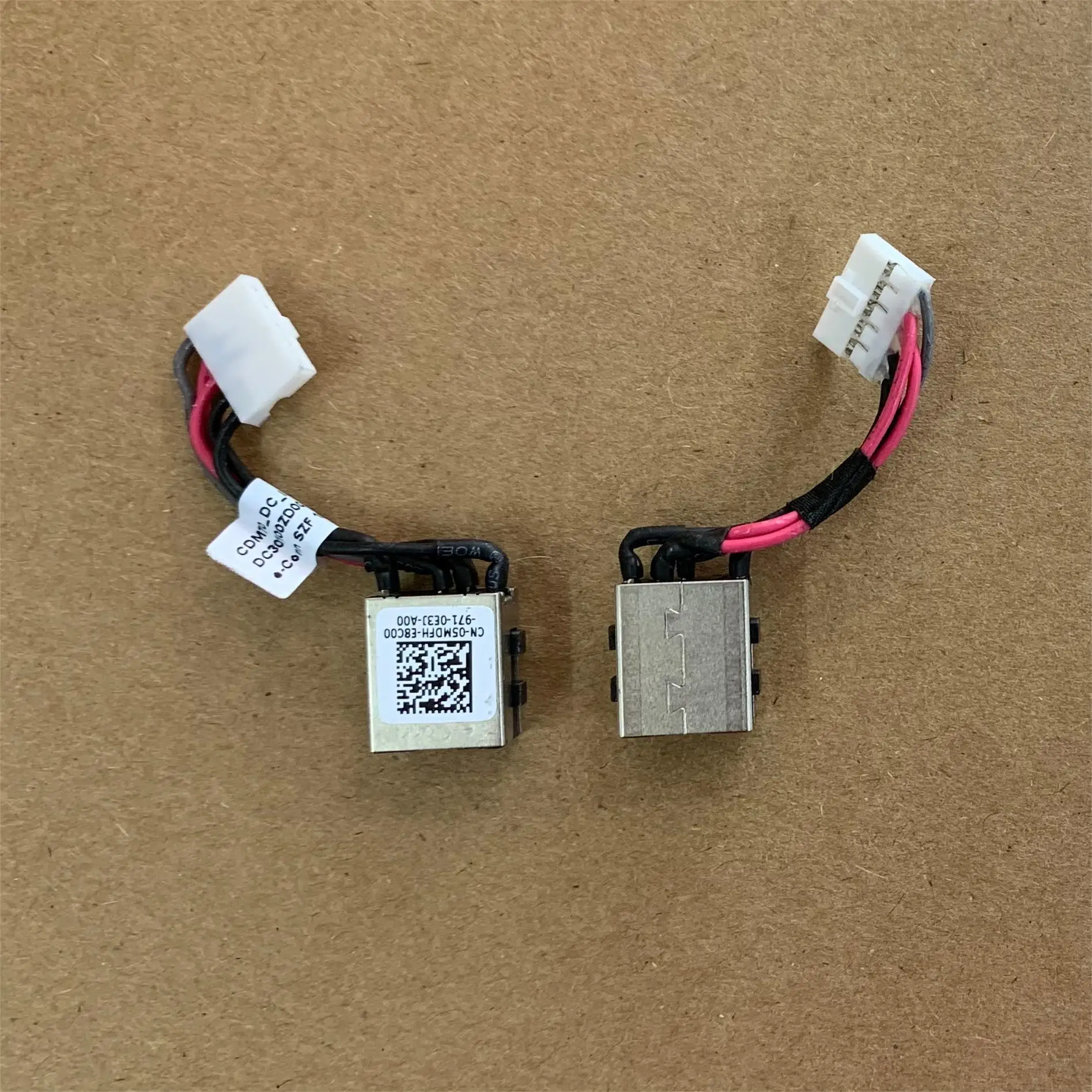 Cargador Adaptador De Corriente Usb-c De 65 W 5280 5480 5580 | Meses