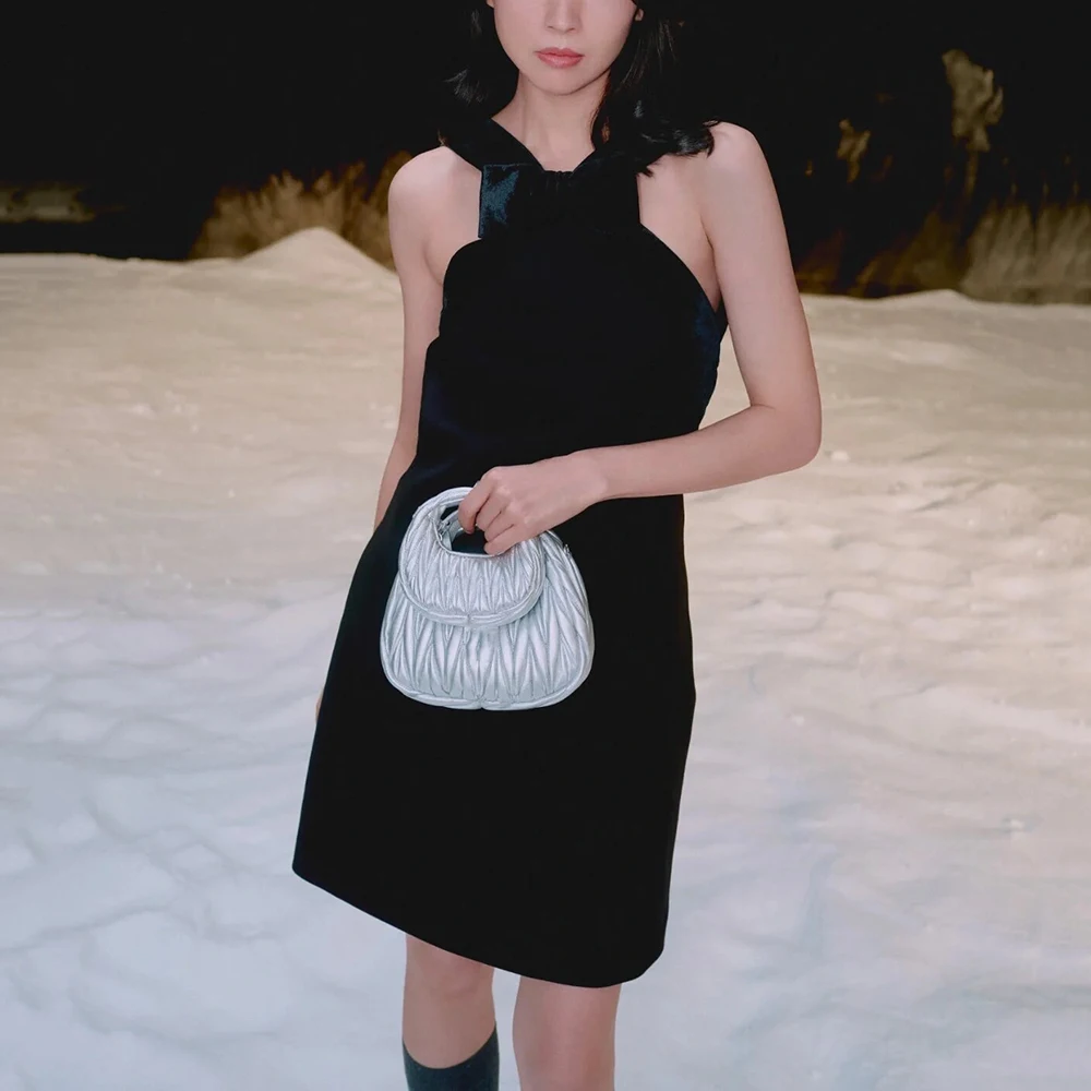 

2024 Spring/Summer New Women's Dress Y2k Velvet Patchwork Bow Decoration Sexy Backless Wool Blend Halter Dresses