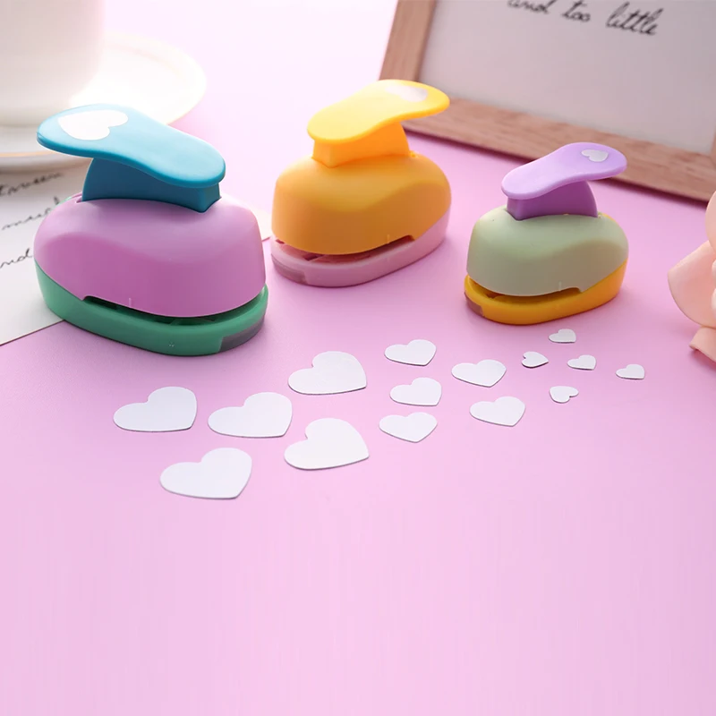 Paper Cutter Paper Punch Hole Punching Tools Paper Craft Punch Circle Hole Punch Heart/Circle Punch 9/16/25mm DIY Craft Hole Puncher For Scrapbooking Punches Maker Kids Scrapbook Paper Cutter Embossing Sharper