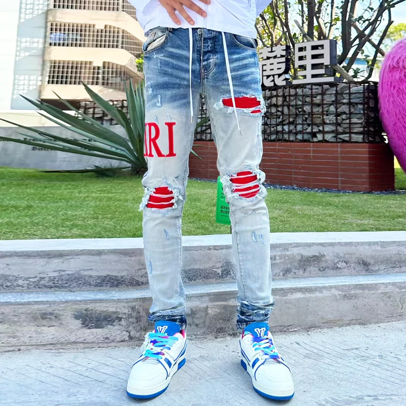 

Streetwear Fashion Men Jeans Retro Light Blue Stretch Skinny Fit Ripped Jeans Men Red Patched Designer Hip Hop Denim Brand Pants