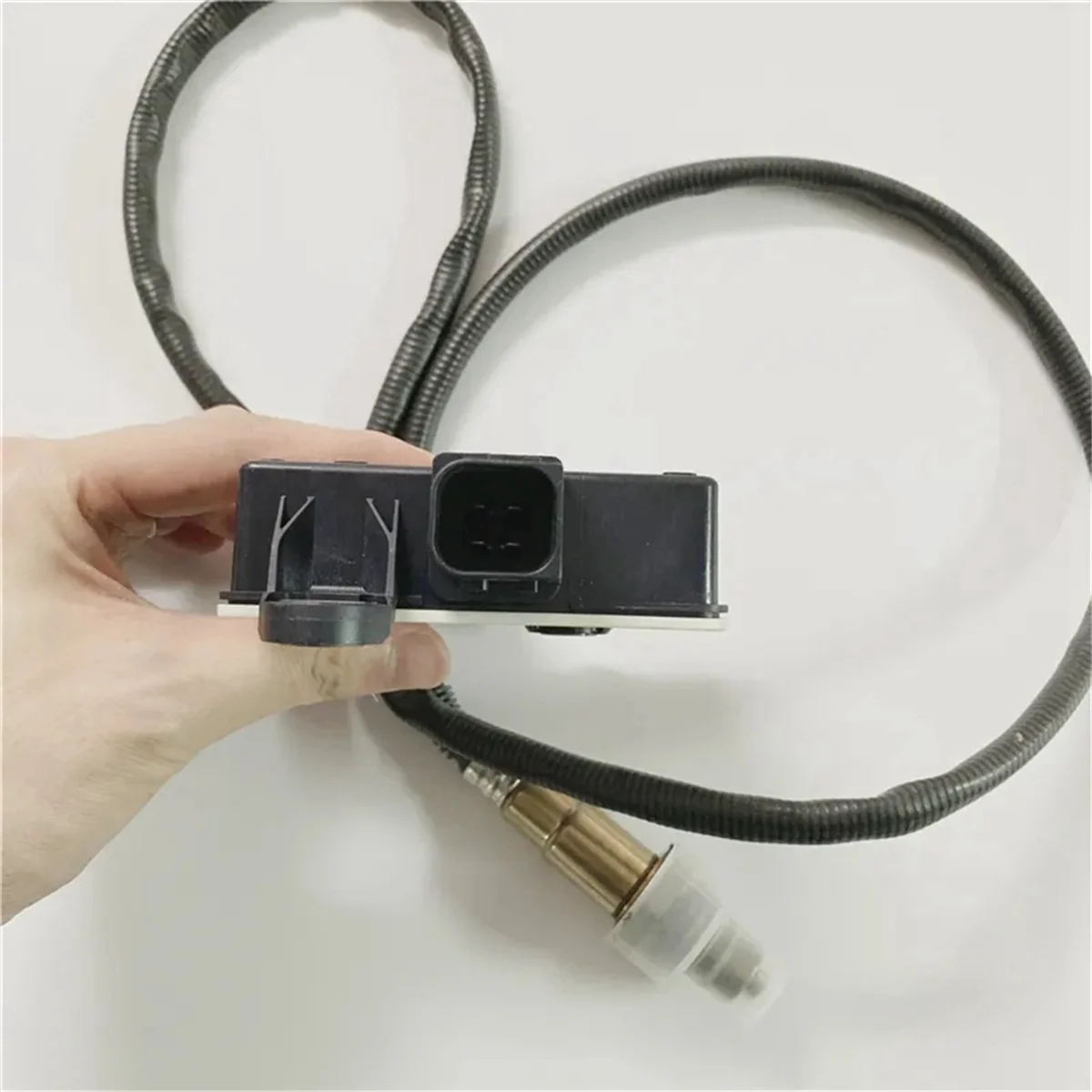 12V Exhaust Particulate Sensor for Ram 2500 3500 6.7L-PM Dust Particle Sensor 0281007448 0281007449 68354201AB