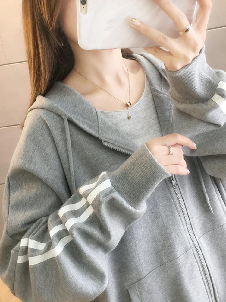 

Autumn Winter New Women's Loose Fashion Long Sleeved Sweater Female Clothing Hooded Sweatshirts Zip Up Hoodie Tops Coat Jacket