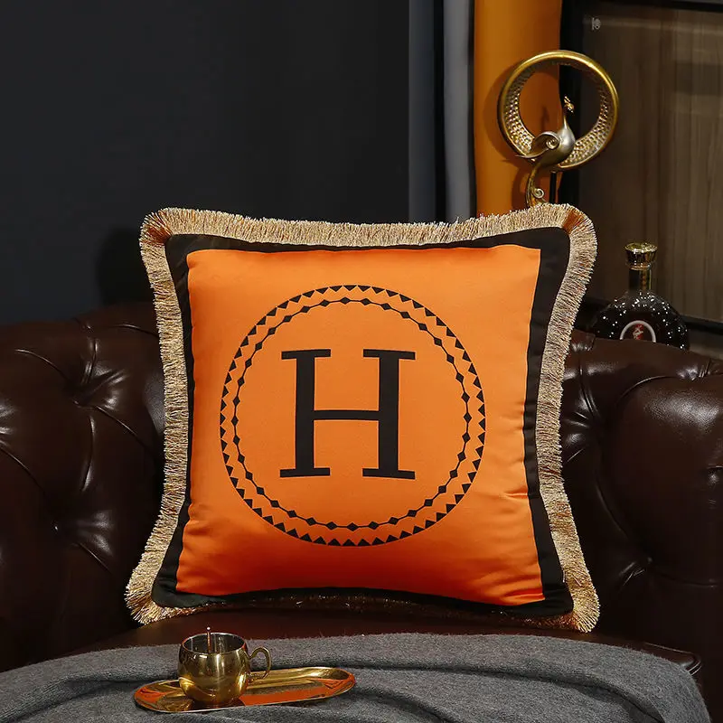 

Retro Luxury Cushion Letter H Thicken Silk Satin Macrame Fringe Lace Double Sided Office Living Room Decoration Cafe Sofa Home
