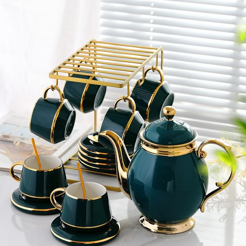 

Designer Travel Coffee Cup Set Girl Porcelain Ceramic Afternoon Tea Cup Christmas Fashion Water Mugs Tazas Kitchen Dining Cute