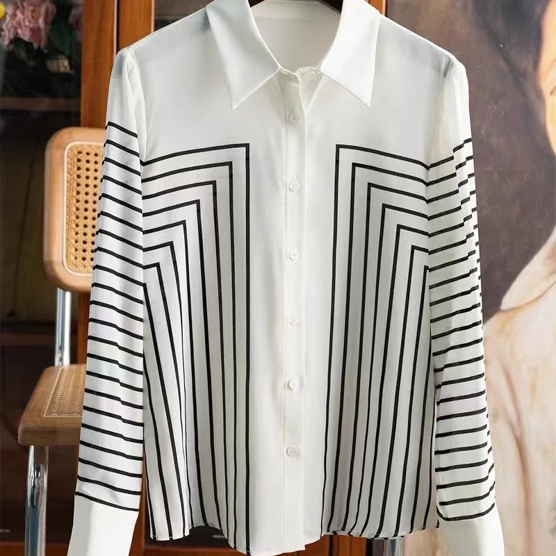 

Spring/Summer New Poplin Women's Blouse Casual Fashion Turndown Collar Buttons Stripe Long Sleeve Shirt