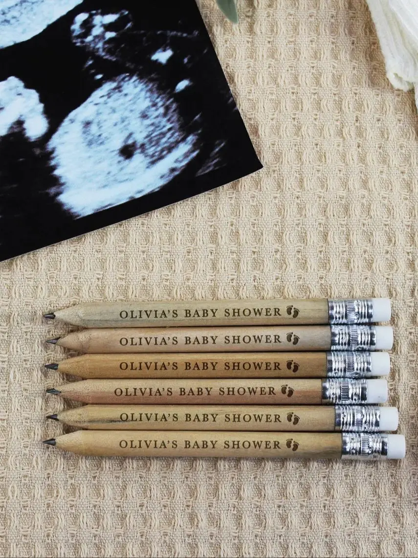 10 Stück personalisierte Babyparty-Bleistifte, lasergravierter Miniatur-Bleistift, Holzbleistift, Gastgeschenke, Babyparty-Gefälligkeiten, Partyzubehör – Detail 1