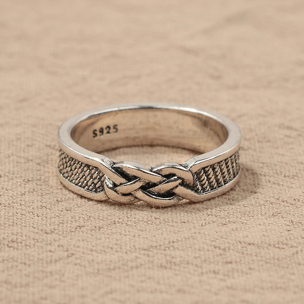 Retro Punk Viking Rings For Men Occidental Trend Hip Hop Infinite Loop Ring Semplice Anello Da Dito Per Le Donne Gioielli Eleganti Regali