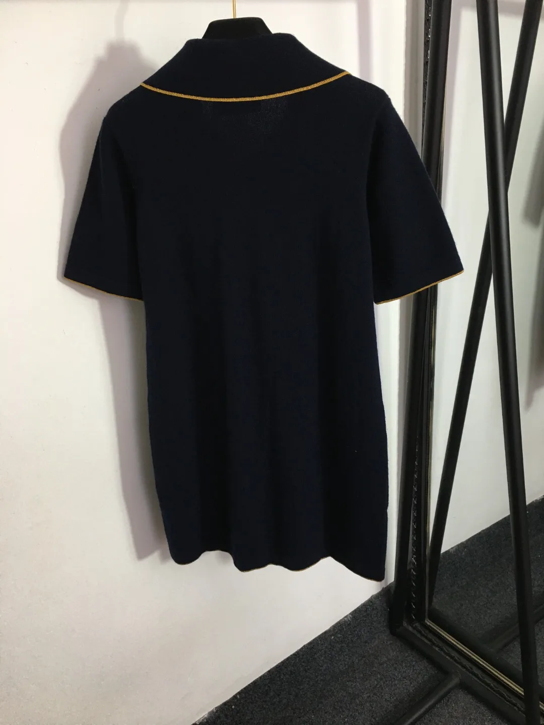

2023 Latest 100% Cashmere Polo Neck Short Sleeve Knitted Dark Blue Dress