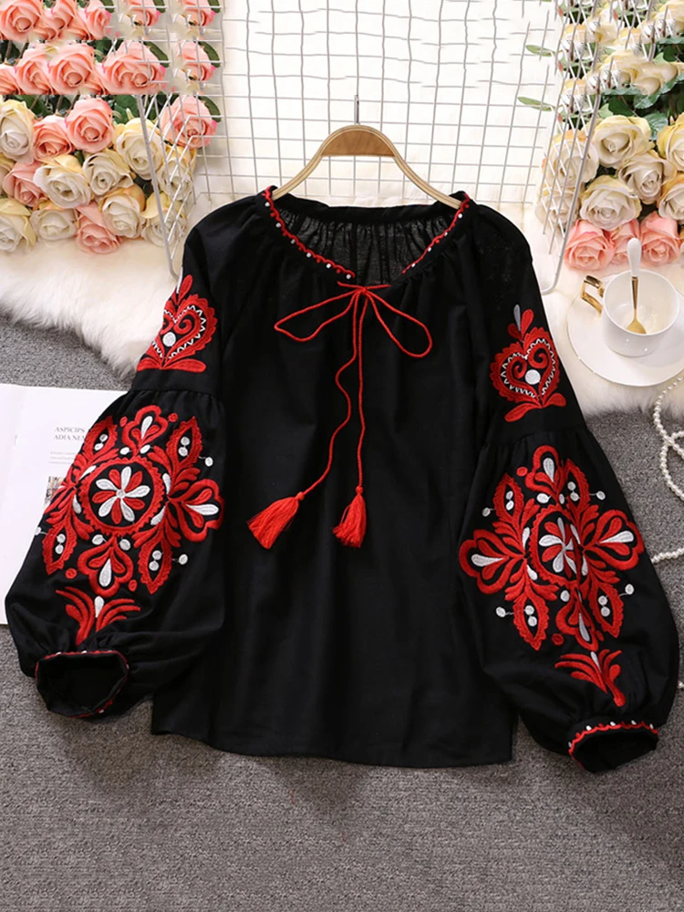 EWQ Sweet Style Women Pullover Shirts Embroidery Patchwork Bandage
