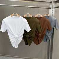 T-shirts d'été 2026 à nœud torsadé à la taille pour femmes, haut décontracté ample à col rond et manches courtes 3D rembourrées à épaules larges, qualité supérieure 1