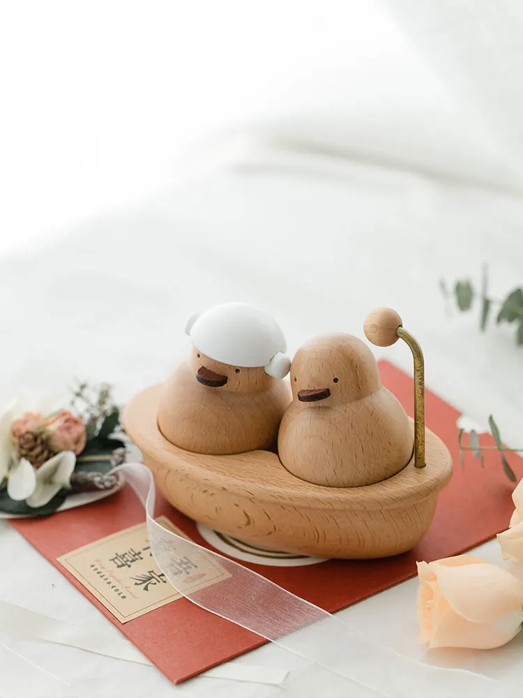 

Wooden ornaments wedding gift to send the couple boudoir practical wedding anniversary couple high-grade gifts