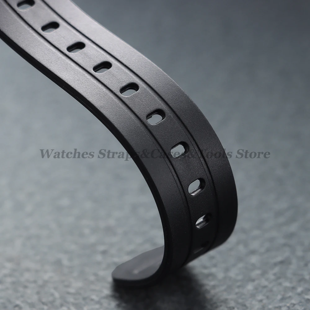 Versatile Silicone Watch Strap with PU Resin Design