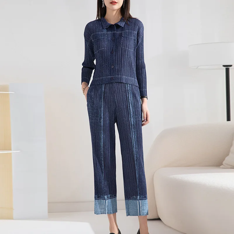 Denim Color Suit for Women, 2023 Spring Autumn New High-End Miyake Pleated Fashion Casual  Short Outerwear Pants Two-Piece Set y2k clothing women s pants 2023 autumn new fashion casual high waist pleated print imitation denim tights pantalon femme