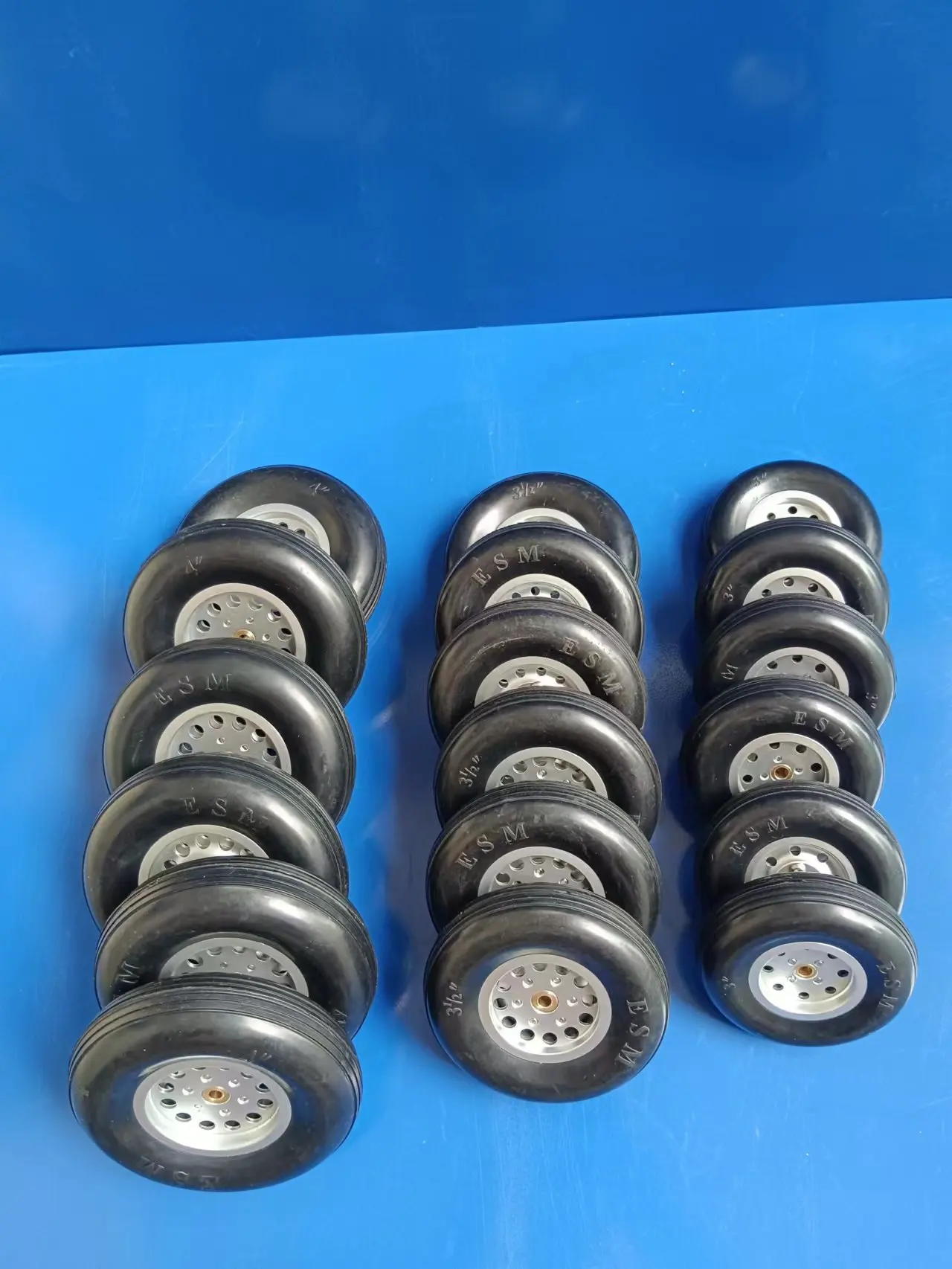 1 Pair Of High Quality CNC Aluminum accessories Rubber Wheel Tire 3" 3.5''  4'' for RC airplanes 4